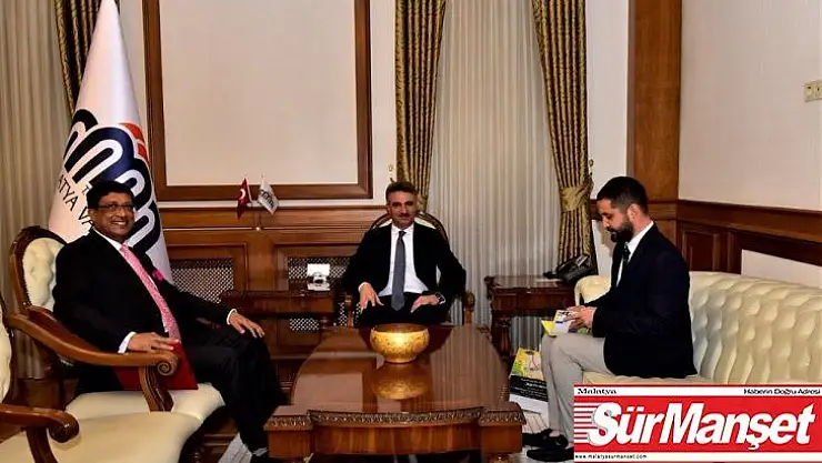 Hindistan Büyükelçisi Sanjay Bhattacharyya Vali Baruş'u ziyaret etti