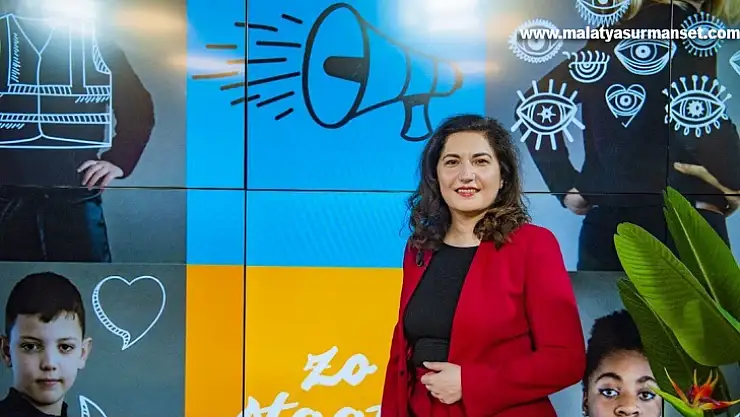 Hollanda'nın Türkiye kökenli ilk kadın Belediye Başkanı Huri Şahin görevine başladı