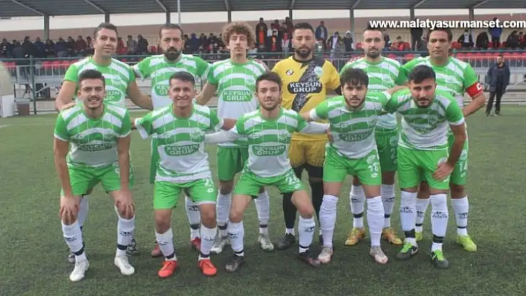 HY Grup Yavuzelispor deplasmanda oynadığı Sanayi Esnafspor'u 1-0 yendi