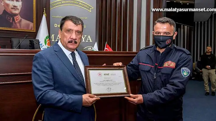 İçişleri Bakanı Soylu'dan Başkan Gürkan ile personele teşekkür belgesi
