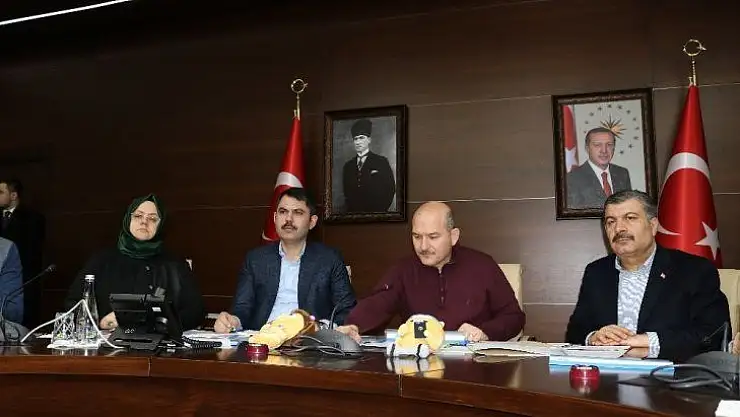 İçişleri Bakanı Süleyman Soylu: 'Deprem bölgesinde kamu düzenini bozan hiçbir asayiş olmadı.'