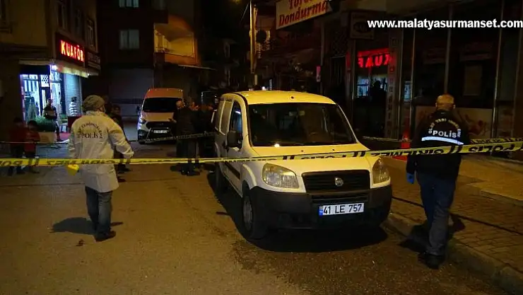 İki grubun pompalı tüfekli kavgası yoldan geçen kadını yaraladı