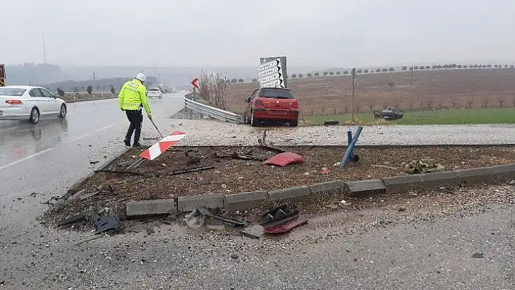 İki otomobil çarpıştı: 1 ölü, 3 yaralı