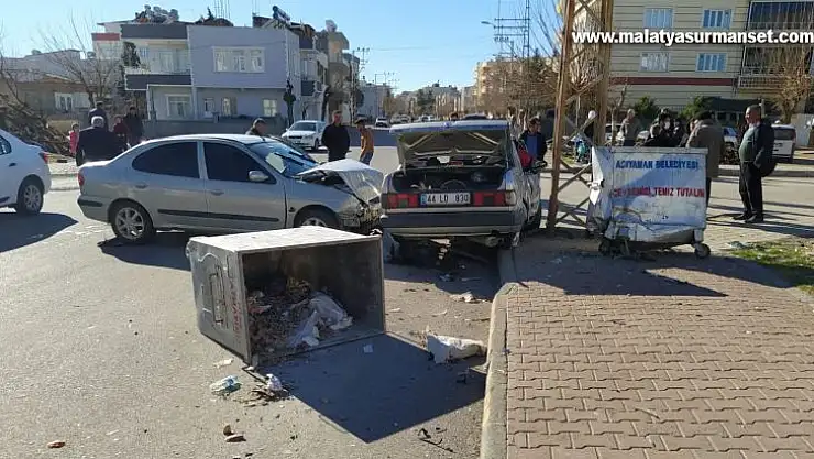 İki otomobil çarpıştı: 2 yaralı