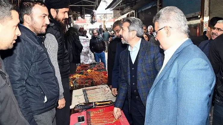 İl protokolü tarihi oturakçılar pazarında incelemelerde bulundu