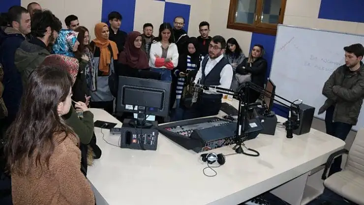 İletişim Fakültesi diksiyon kursu verecek