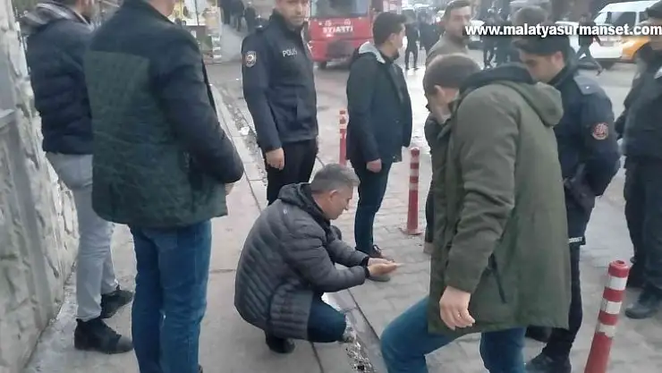 İntihara kalkışan genci emniyet müdürü kurtardı