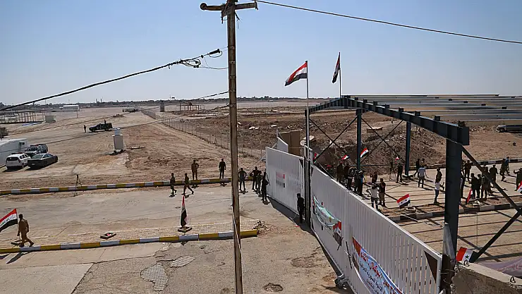 Irak Suriye sınırını kapattı