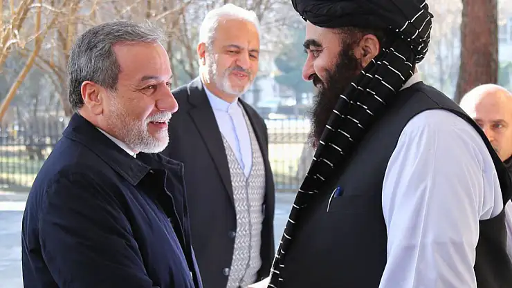 İran Dışişleri Bakanı Erakçi'den Afganistan'a ziyaret