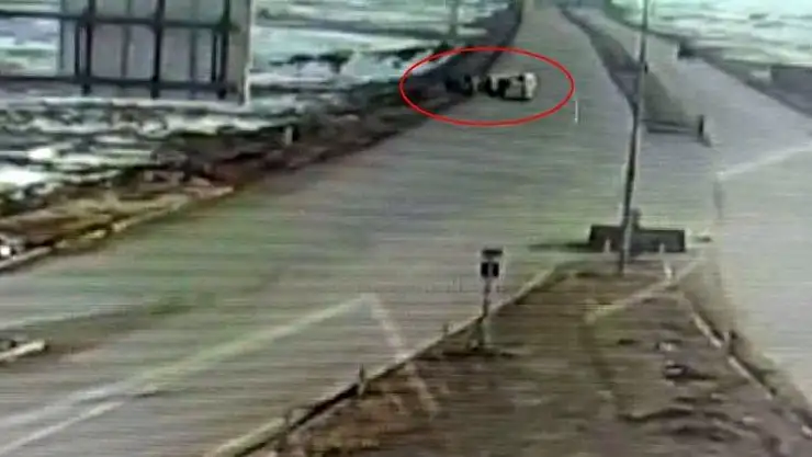 İran sınırından Türkiye'ye terörist geçiren HDP'li başkan suçüstü yakalandı