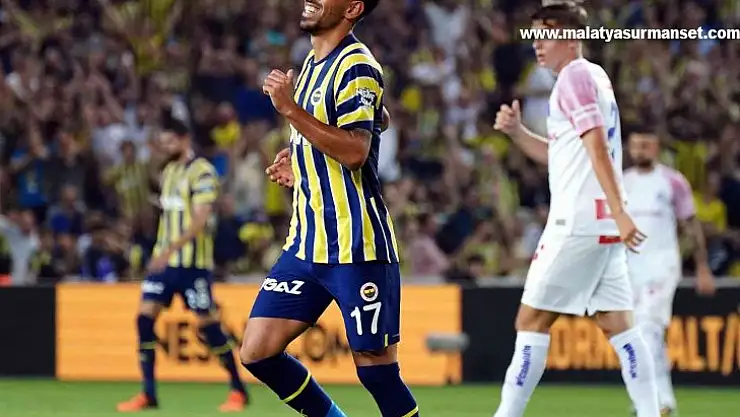 İrfan Can Kahveci yıldızlaştı
