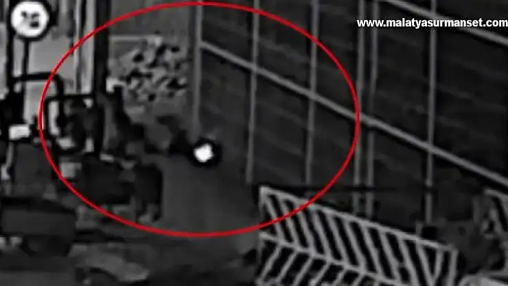 İş yerini kundaklayan 2 zanlı tutuklandı