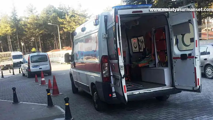 İskeleden düşen işçi yaralandı