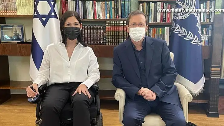 İsrail Enerji Bakanı Elharrar tekerlekli sandalyesi nedeniyle COP26'ya katılamadı