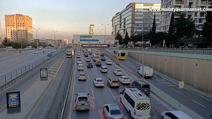 İstanbul'da trafik yoğunluğu yüzde 78'e çıktı