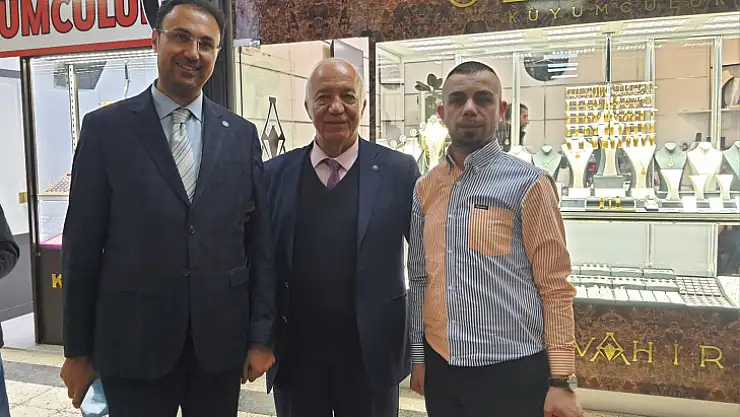 İyi Parti Malatya Belediye Başkan Adayları Kapalı Çarşı Esnafını Ziyaret Etti