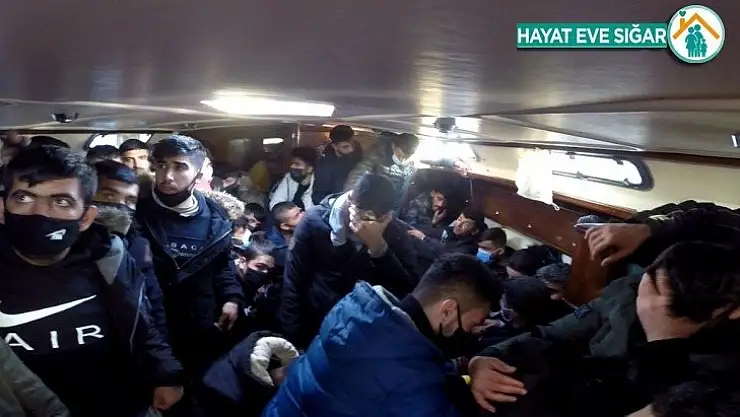İzmir'de 117 düzensiz göçmen kurtarıldı