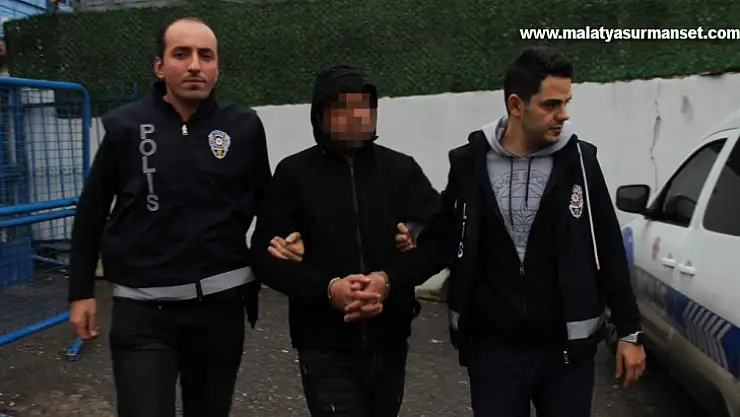 İzmir'de doktoru darbeden zanlı tutuklandı