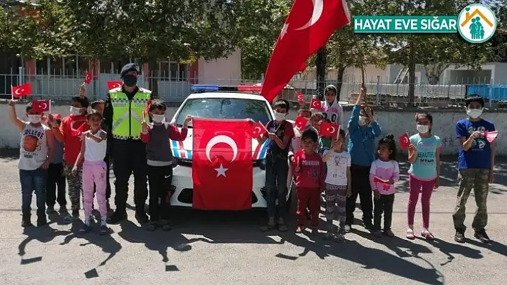 Jandarmadan 23 Nisan Çocuk Bayramı etkinliği