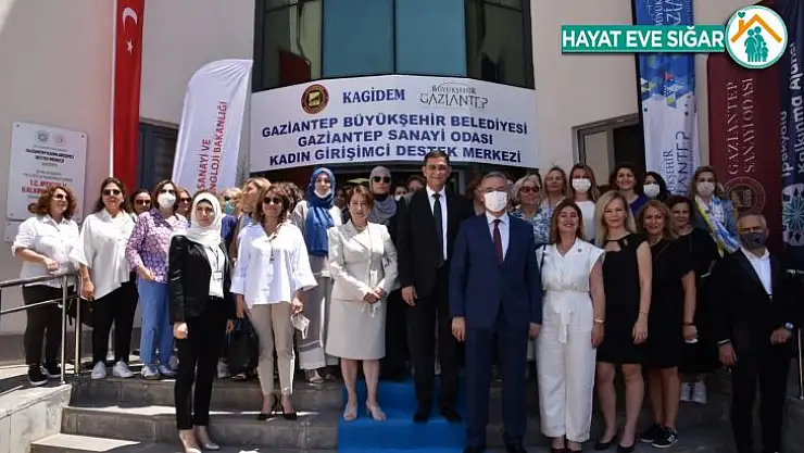 Kadın girişimcilerden model fabrika ve KAGİDEM'e ziyaret