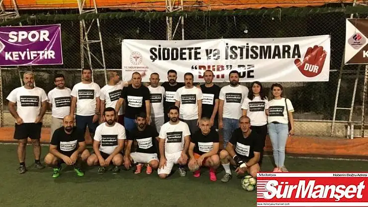Kadına şiddete dikkat çekmek için maç yaptılar