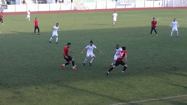 Kahta 02 Spor: 2-  Siverek Belediye Spor:1