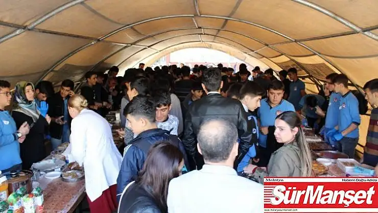 Kahta İmam Hatip Lisesi Afrika için kermes düzenledi