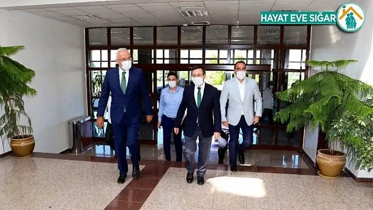 Kahtalı'dan Kızılay'a ikinci dönem de  destek