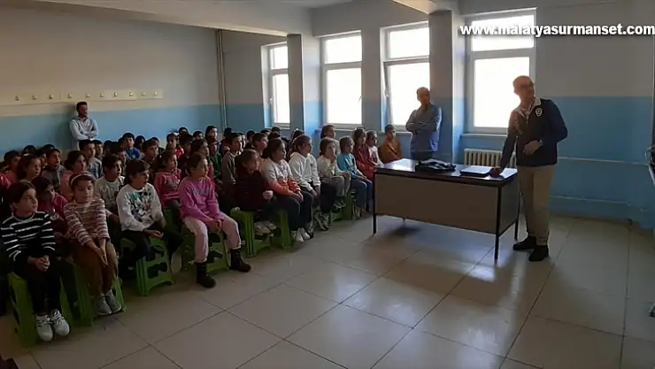 Kale'de öğrencilere siber farkındalık semineri