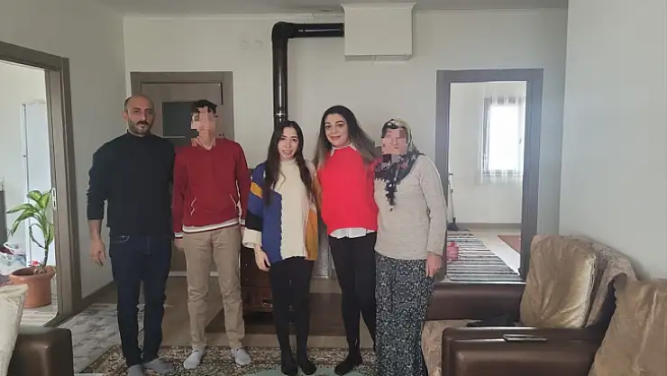 Kale'de öğretmenler velileri ziyaret etti
