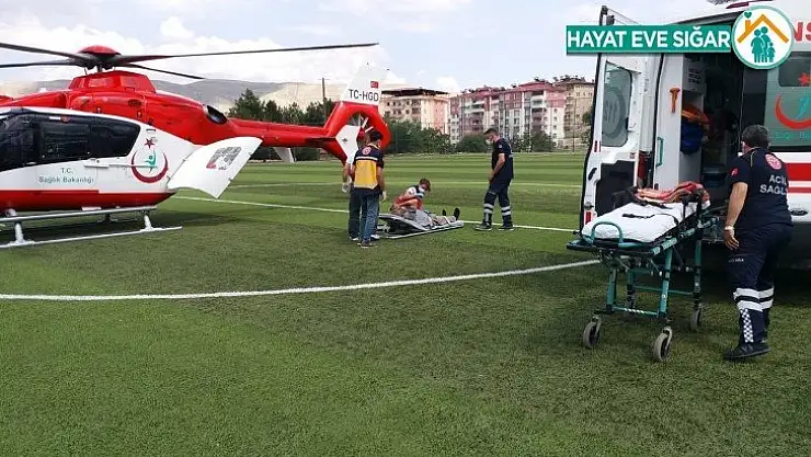 Kalp krizi geçiren vatandaşın yardımına ambulans helikopter yetişti