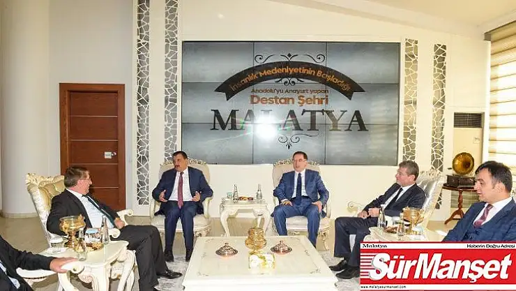 Kamu Denetçiliği Kurumu Başkanı Şeref Malkoç, Malatya Büyükşehir Belediyesini ziyaret etti
