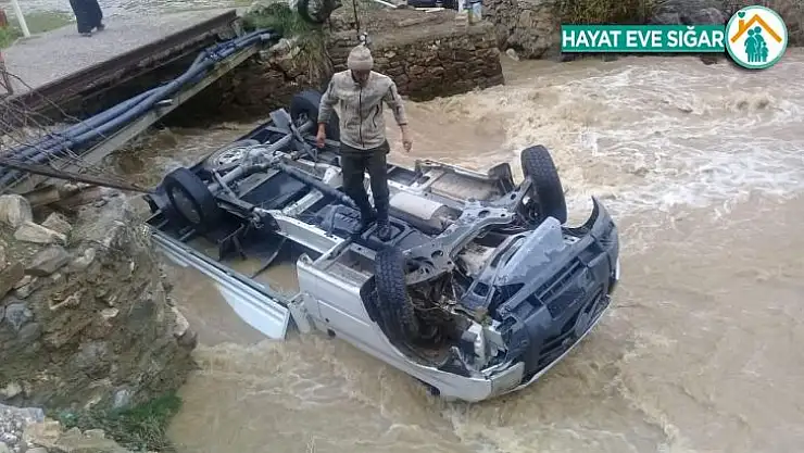 Kamyonet dereye uçtu: 2 kişi boğulmaktan son anda kurtarıldı
