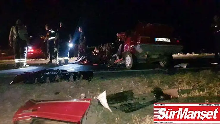 Kamyonun altına giren otomobil hurdaya döndü 1 ölü 1 yaralı