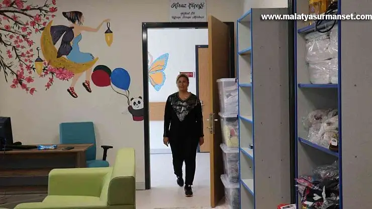 Kanser hastaları hem tedavi oluyor hem de moral depoluyor