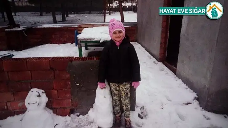 Kar çocukları sevindirdi