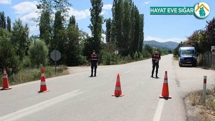 Karantinaya alınan beldede koronadan 1 kişi daha hayatını kaybetti