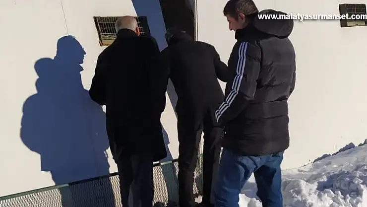 Kardan zarar gören işletmelerde hasar tespiti yapılıyor