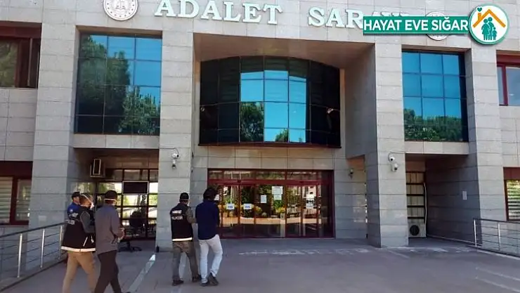 Kargo kolisinden binlerce uyuşturucu hap çıktı