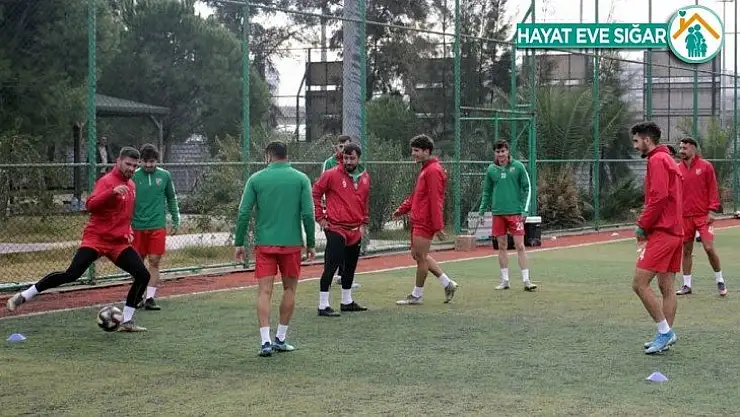 Karşıyaka'da korona virüs şoku