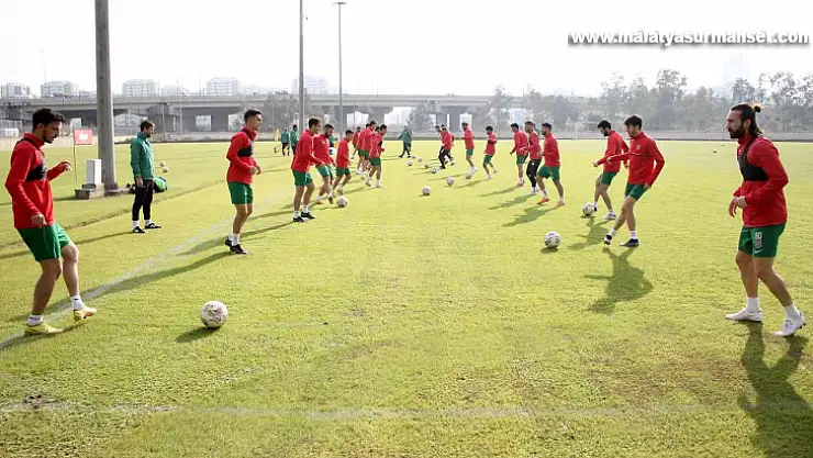 Karşıyaka'da, Kütahyaspor karşılaşmasının hazırlıkları devam ediyor
