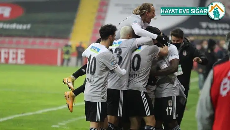 Kartal zirveye kanat çırptı