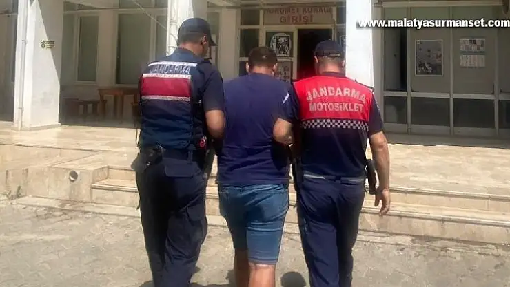 Kaş'ta hırsızlıktan aranan şüpheli yakalandı