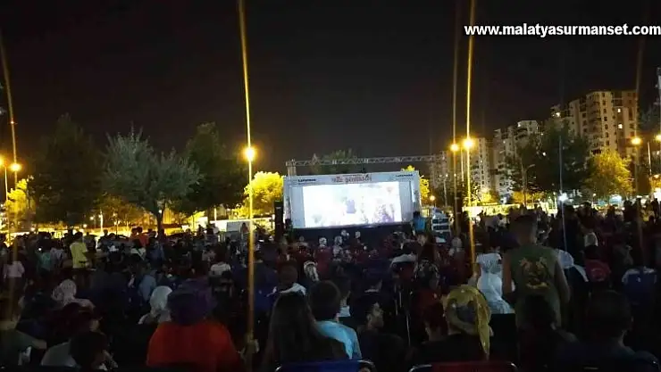 Kayapınar Belediyesi 'Yaz Şenlikleri 'nin startını verdi