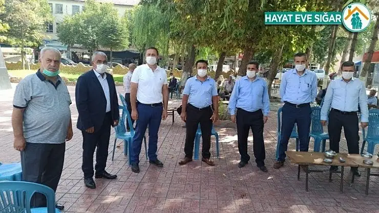Kayısı da manolya desteği tartışmaları