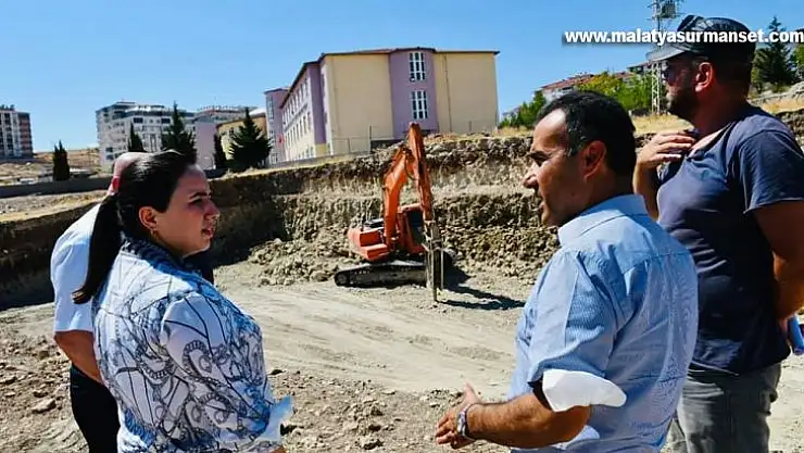 Kaymakam Demir, okul inşaatını inceledi