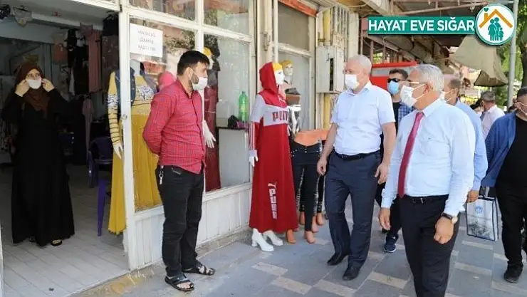 Kaymakam Duran ve Güder'den maske denetimi