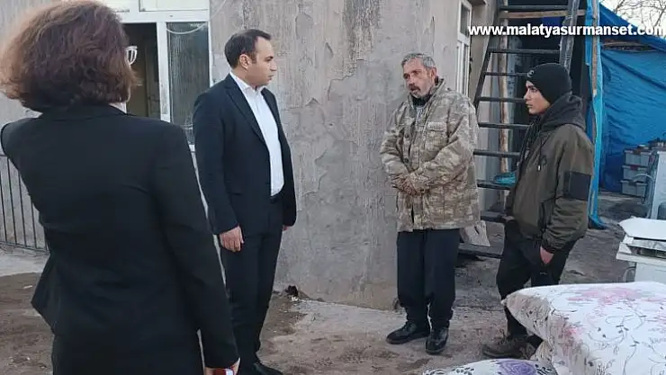 Kaymakam Partal yangın yerinde incelemelerde bulundu