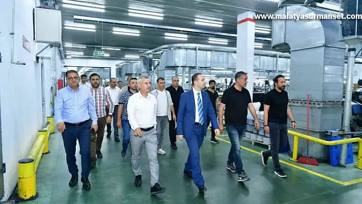 Kaymakam Uğurlu ile Başkan Çınar, organize sanayi bölgesindeki fabrikaları ziyaret etti