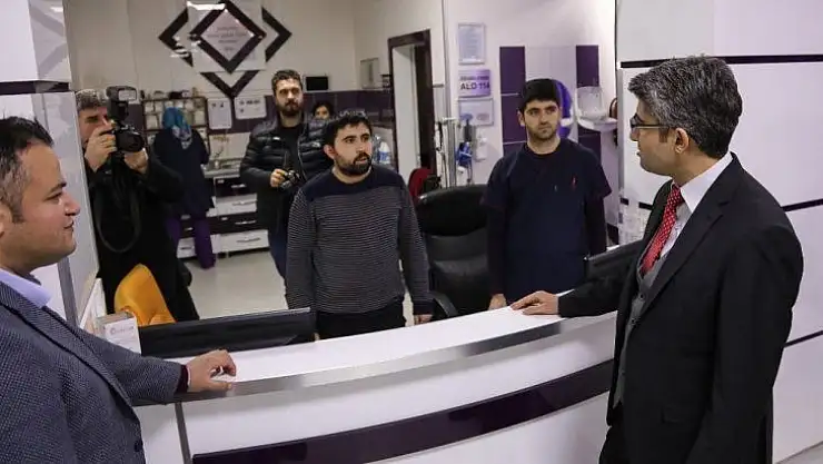 Kaymakamdan hastane denetimi